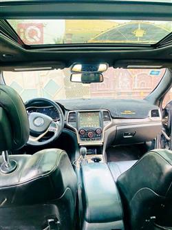 جیپ گراند شیرۆکی